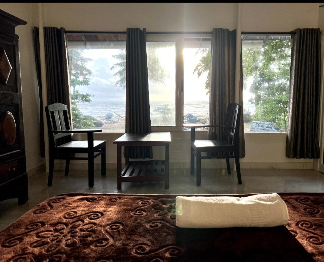 Marari Blue Whale Beach House Alappuzha Bagian luar foto
