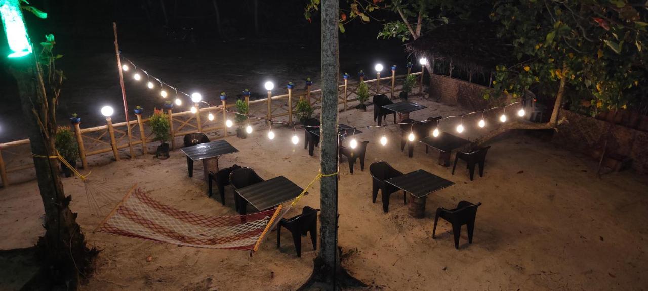 Marari Blue Whale Beach House Alappuzha Bagian luar foto