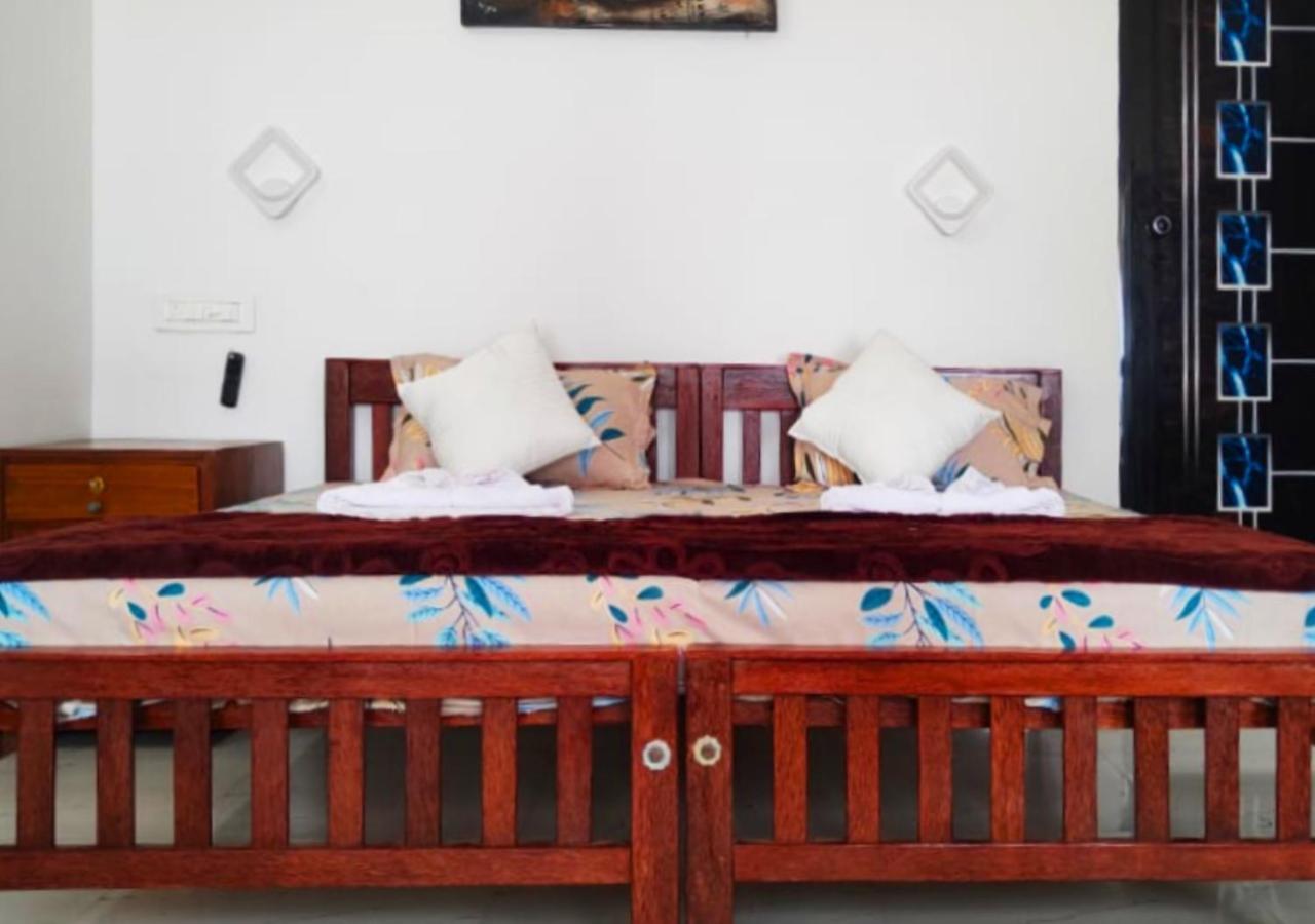 Marari Blue Whale Beach House Alappuzha Bagian luar foto