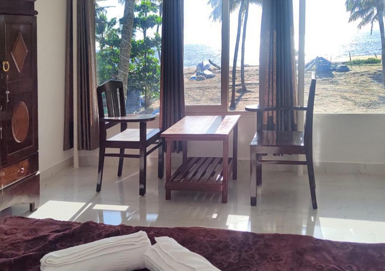 Marari Blue Whale Beach House Alappuzha Bagian luar foto