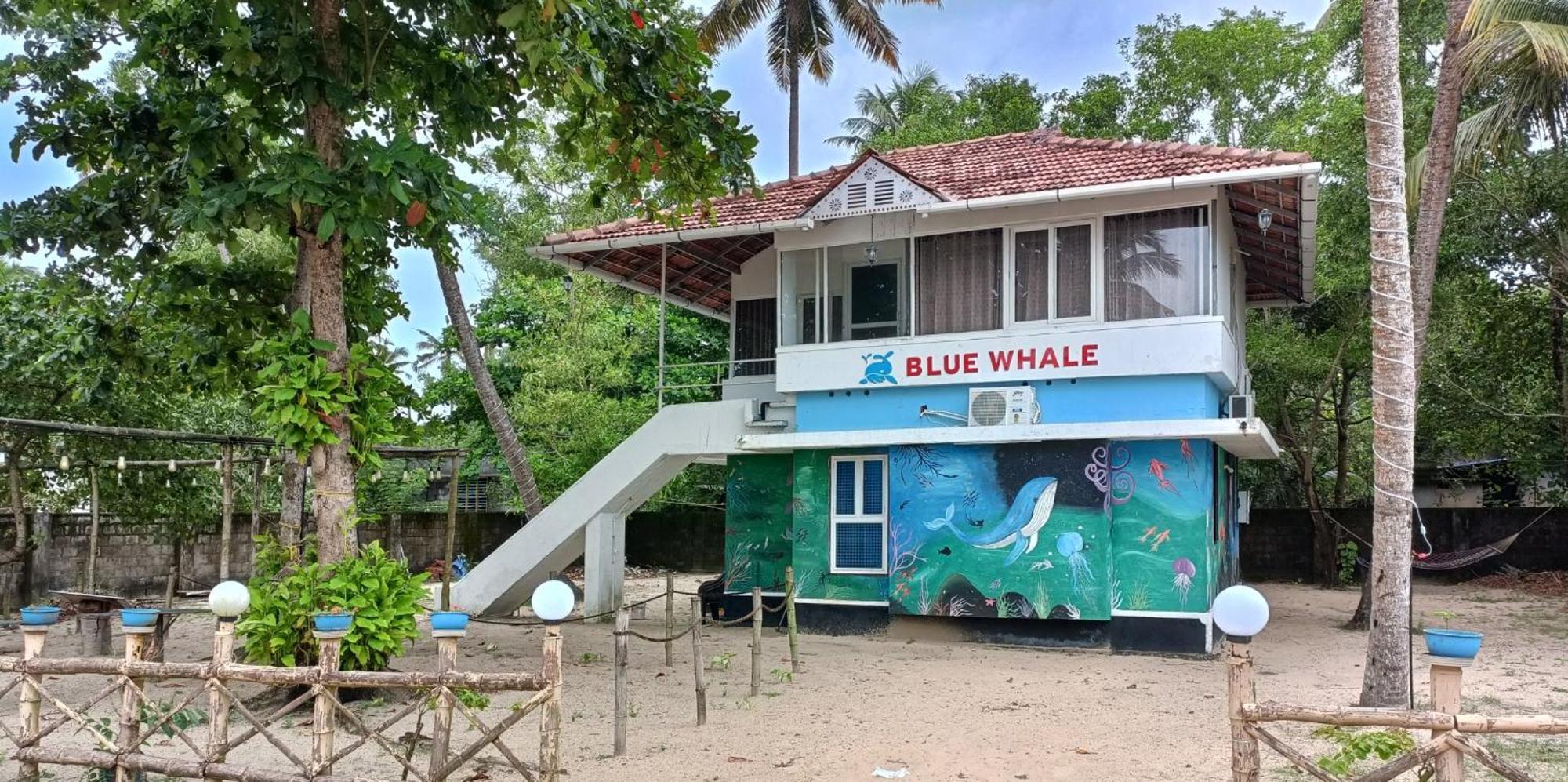 Marari Blue Whale Beach House Alappuzha Bagian luar foto