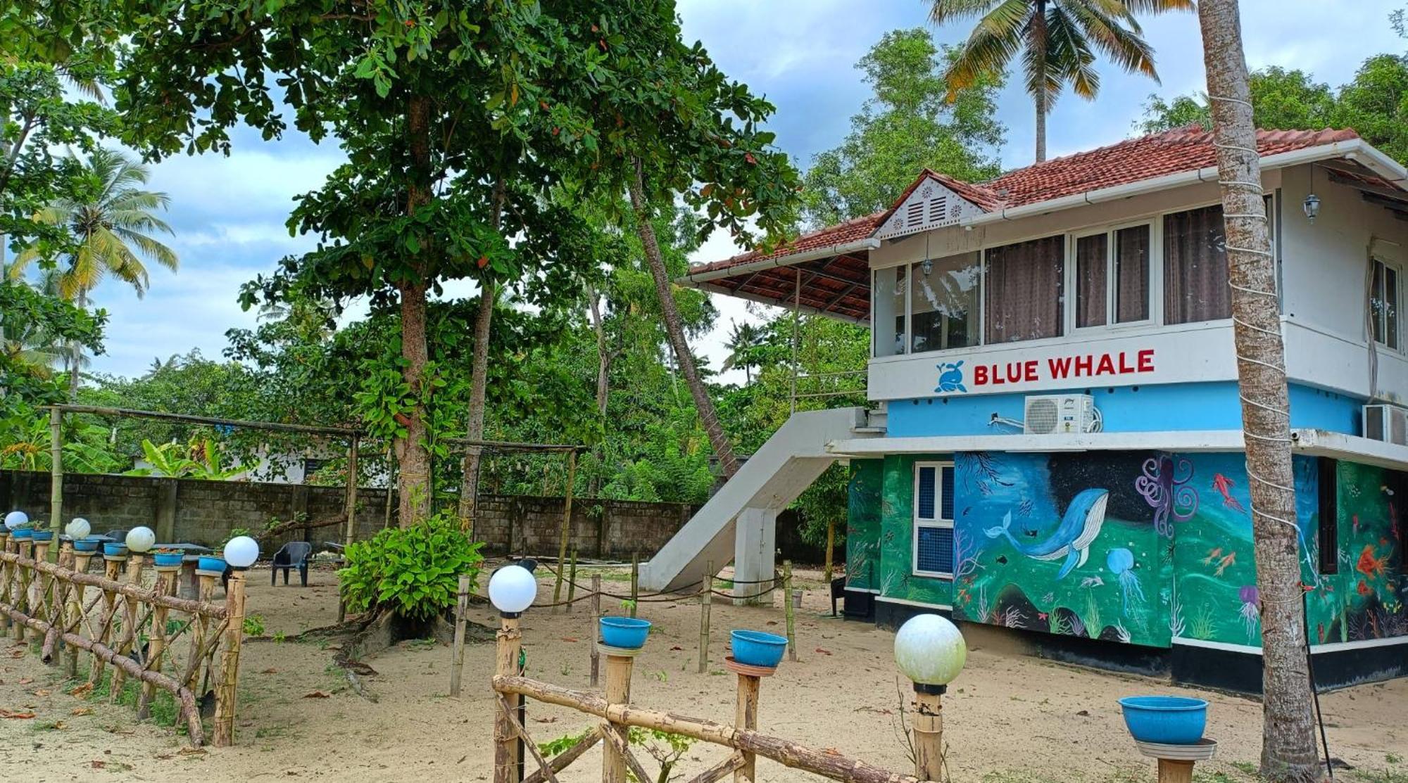 Marari Blue Whale Beach House Alappuzha Bagian luar foto