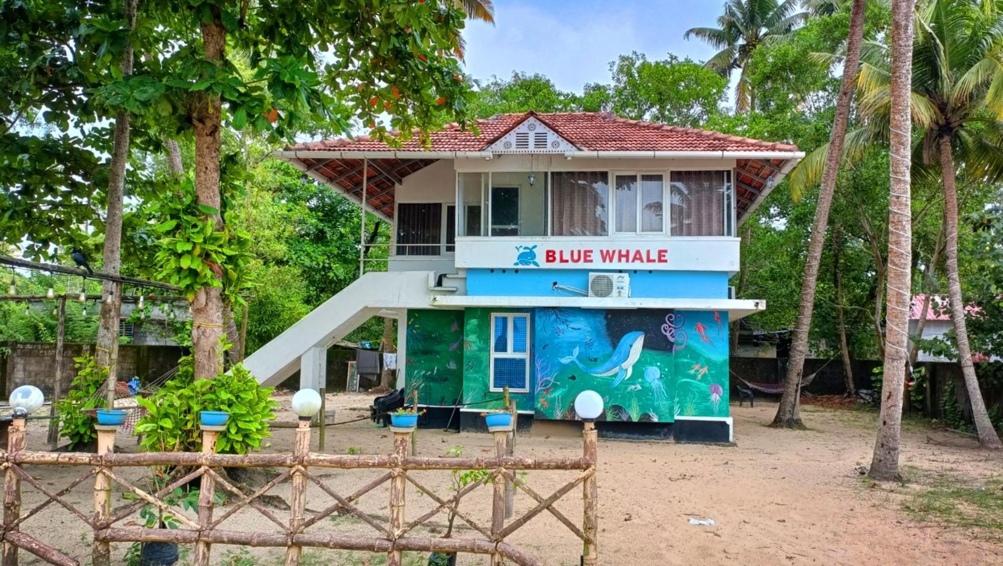 Marari Blue Whale Beach House Alappuzha Bagian luar foto
